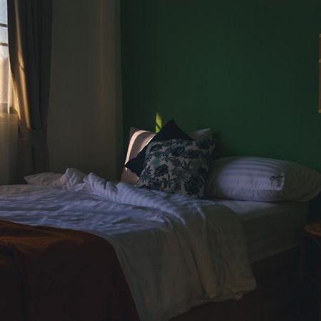 Yindee Home & Cafe Нан Экстерьер фото